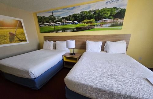 Greensboro Hotel | Days Inn by Wyndham Greensboro NC