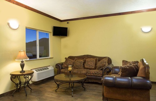 Hurricane Hotel | Days Inn by Wyndham Hurricane/Zion National Park Area