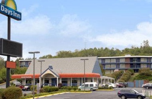 Lexington Hotel | Days Inn by Wyndham Lexington
