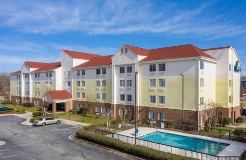 Macon Hotel | Days Inn by Wyndham Macon I-75 North