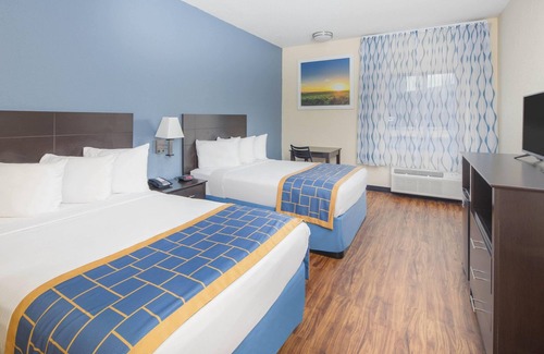 Macon Hotel | Days Inn by Wyndham Macon I-75 North
