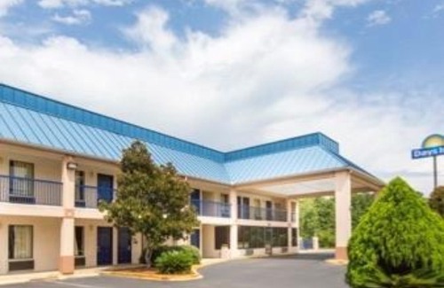 St. Martin Hotel | Days Inn by Wyndham Ocean Springs