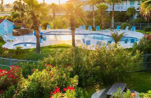 Port Aransas Hotel | Days Inn by Wyndham Port Aransas TX