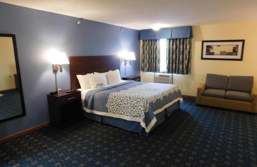 Sioux City Hotel | Days Inn by Wyndham Sioux City