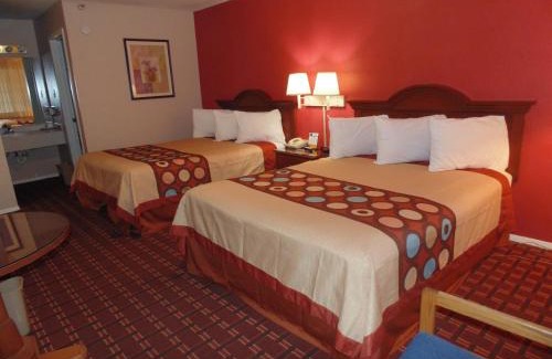 University Park Hotel | Days Inn by Wyndham College Station University Drive