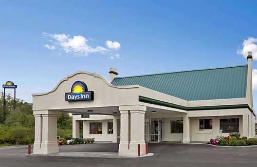 Emporia Hotel | Days Inn by Wyndham Emporia