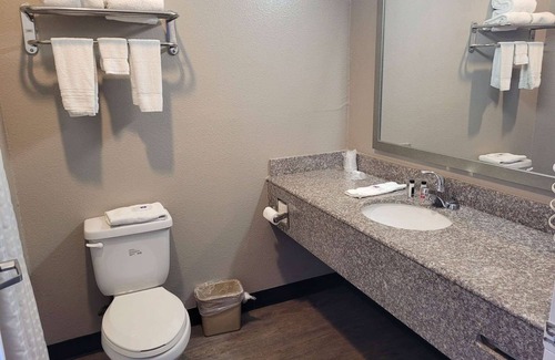 Gonzales Hotel | Studio 6 Gonzales, TX