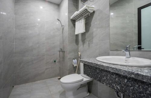 Ha Long Casa | Dayth Hotel 2