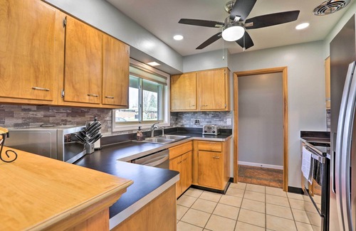 Kettering Casa | Dayton Home w/ Patio & Fire Pit ~ 6 Mi Dtwn!