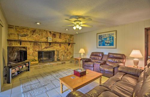Port Orange Casa | Daytona Area Home about 3 Mi to Beach Swim and Explore!