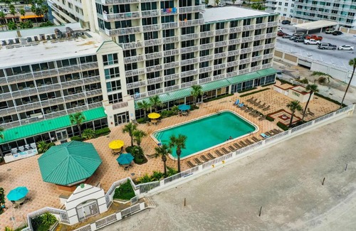 Ortona Park Casa | Daytona Beach Condos