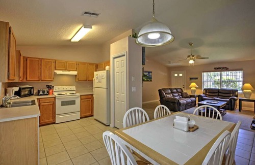 Holly Hill Casa | DAYTONA “PICTONA” 3BR/2BA POOL HOME, NASCAR/ROLEX/TURKEY RUN/LPGA GOLF TOO!