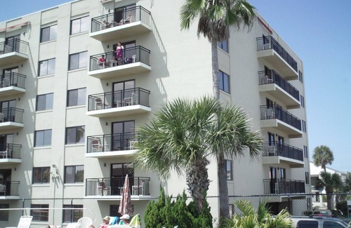 Bostwick Park Condominio | Daytona Resort & Club 2BR Suite Saturday Check-Ins