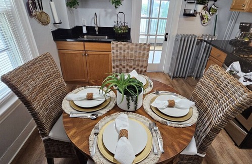 Revere Apartamento | Dazzling Oceanview-4 Train Stop Logan Airport