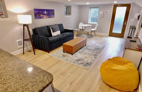 Near Northeast Apartamento | DC Beckons Darling Apt Sleeps 4