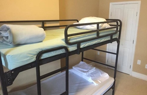 Shaw Hostal | DC International Hostel