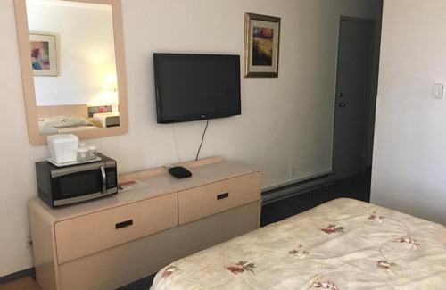 Dawson Creek Hotel | DC Lodge