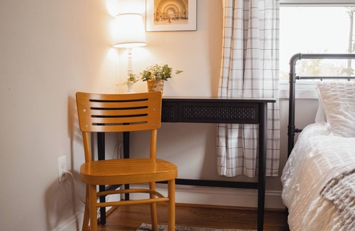 Eisenhower East Casa | DC Retreat with Metro and Trail Access, Kid and Pet Friendly!
