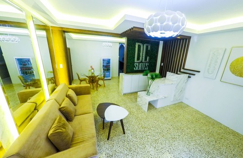 Simón Bolívar Casa | DC Suites Aeropuerto