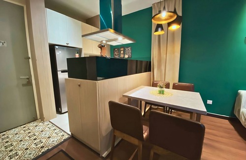 Downtown Kota Kinabalu Apartamento | D’CASA Riverson at Kota Kinabalu - City Center Family Sized Home with Pool