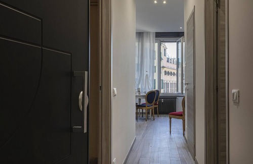Genoa Historical Centre Apartamento | Dclass Apartments by Wonderful Italy - White