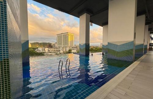 Likas Casa | Ddy & Mmy # Bay suites likas