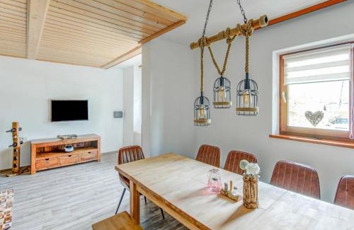 Bruck an der Grossglocknerstrasse Casa | detached modern holiday home with sauna in the Salzburgerland