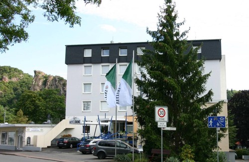 Bad Muenster am Stein-Ebernburg Hotel | Hotel ∙ 1 habitación ∙ 2 personas