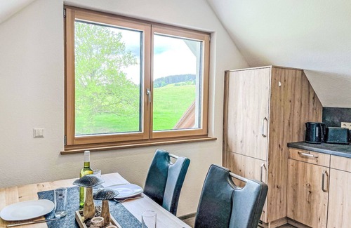 Biederbach Apartamento | Bonito apartamento para 4 personas con WIFI, TV y balcón