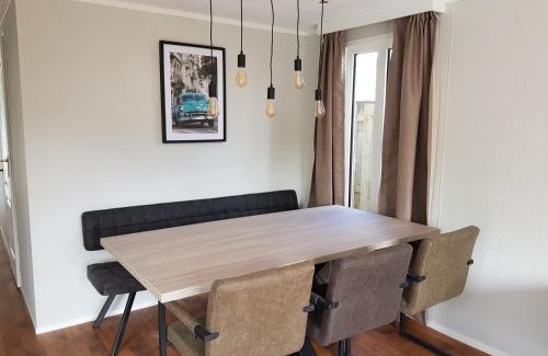 Nunspeet Chalet De Esquí | De Bijsselse Enk, Goudsbloem