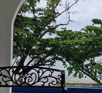 Langowan Complejo | De BOUGENVILLE Tulap Beach Front