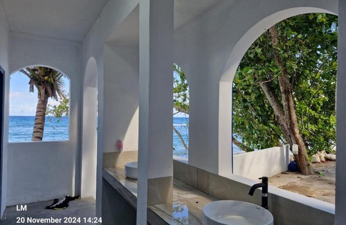 Langowan Complejo | De BOUGENVILLE Tulap Beach Front