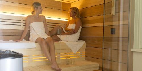 Lievelde Casa | De Brittenburg 4-persoons, finse sauna, hottub, sunshower, grote zonnige omheinde tuin, wifi en huisdier vriendelijk