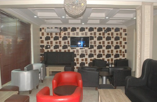 Ofin Hotel | De Dreams Hotel & Suite