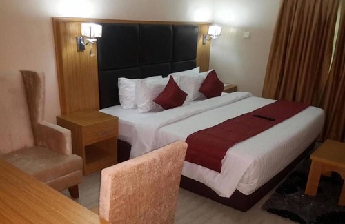 Ofin Hotel | De Dreams Hotel & Suite