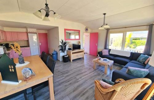 Sint-Annaland Chalet De Esquí | De droom van Zeeland met jacuzzi & Finse sauna