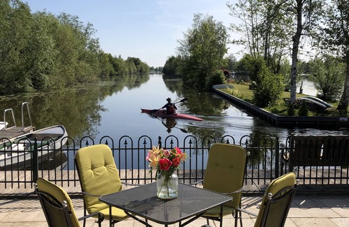 Municipality of Stichtse Vecht Casa | Pequeña casa de campo, justo en el lago, propietario privado, en el área de conservación