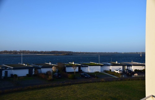 Ostholstein Apartamento | Vacation apartment Strandmöwe with balcony on Fehmarn