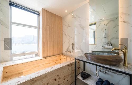 Suyeong-Gu Hotel | De Homme Hotel