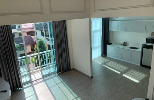 Chiang Rai Hotel | De Hug Hotel & Residence