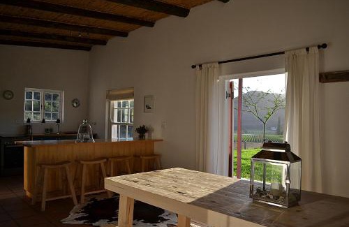 Oudtshoorn Cabina | De Kombuys
