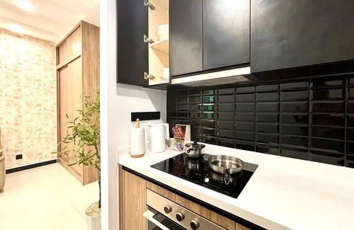 District 4 Apartamento | De La Sol District 4