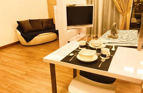 Seri Kembangan Apartamento | De Leasure Homestay#Wifi#Netflix#Free Parking