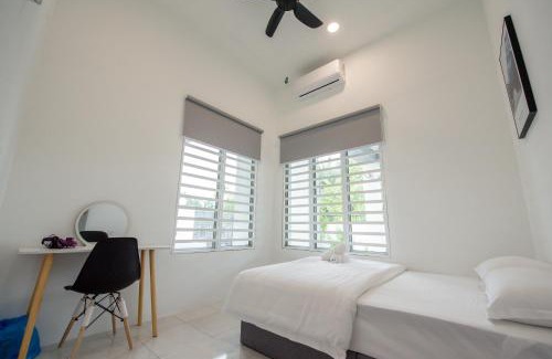 Central Seberang Perai Casa | De Luma Alma 9 bedroom with 8 bathroom