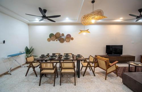 Central Seberang Perai Casa | De Luma TheRumah 5 bedroom 3 bathroom
