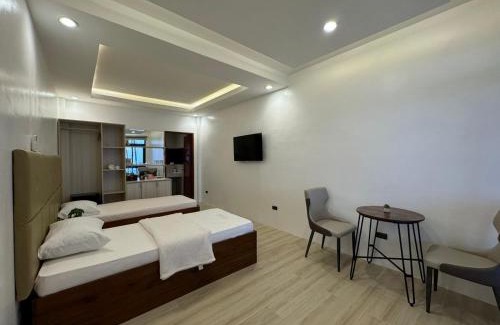 Lumban Cabina | De Luxe