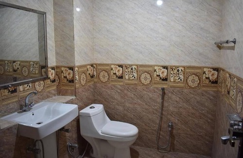 Rawalpindi Hotel | De Metro Guest House