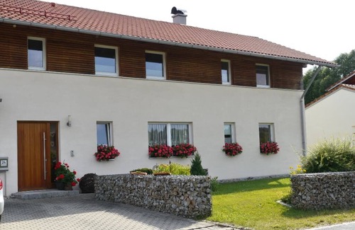 Neukirchen Beim Heiligen Blut Apartamento | Quiet, cozy 4 star vacation apartment