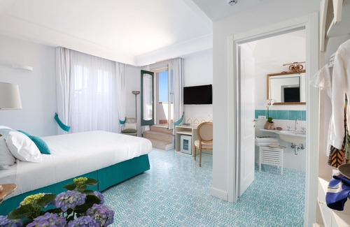 Scala Cama Y Desayuno | De Pando Panoramic Suites 1086