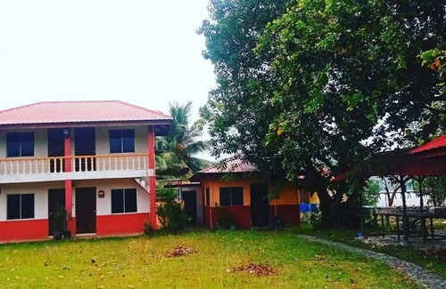 Pulau Tuba Casa | De Pauh Private Chalet & Island